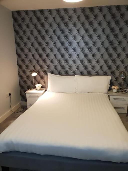 Luxury 9Ine Beautiful Bull Ring Apartment Free Parking Birmingham Exterior photo