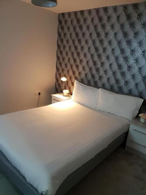Luxury 9Ine Beautiful Bull Ring Apartment Free Parking Birmingham Exterior photo