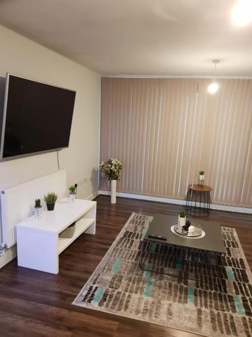 Luxury 9Ine Beautiful Bull Ring Apartment Free Parking Birmingham Exterior photo